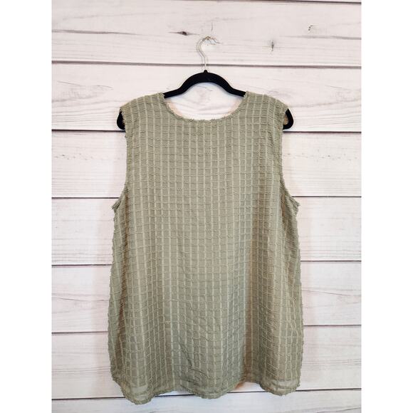 Knox Rose Green Sleeveless Pleated Blouse - Picture 2 of 6